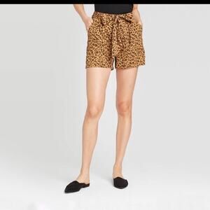A new day High Waisted Leopard Print Shorts Sz XS